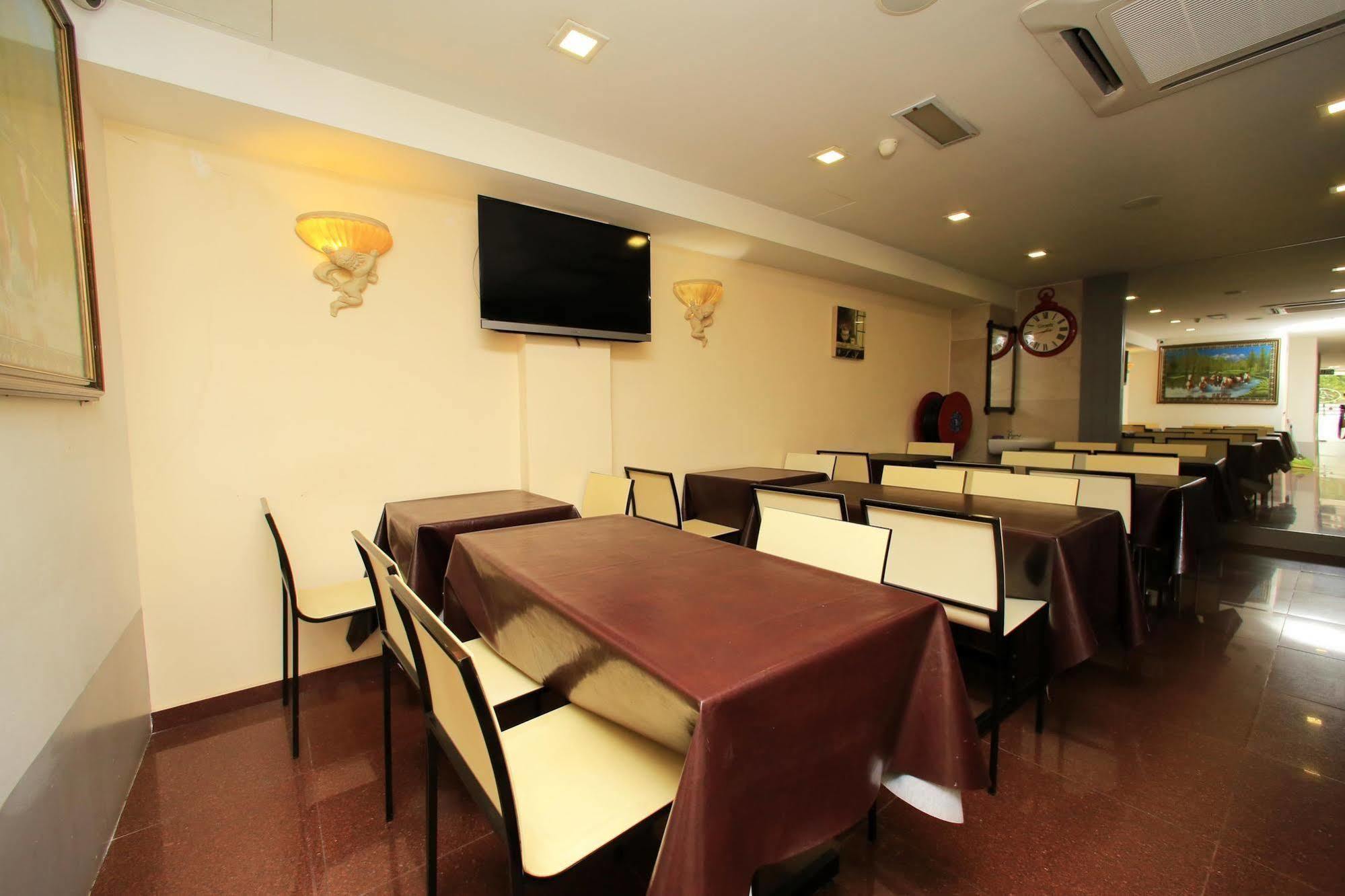 Hotel Seniman Sentul Kuala Lumpur Luaran gambar